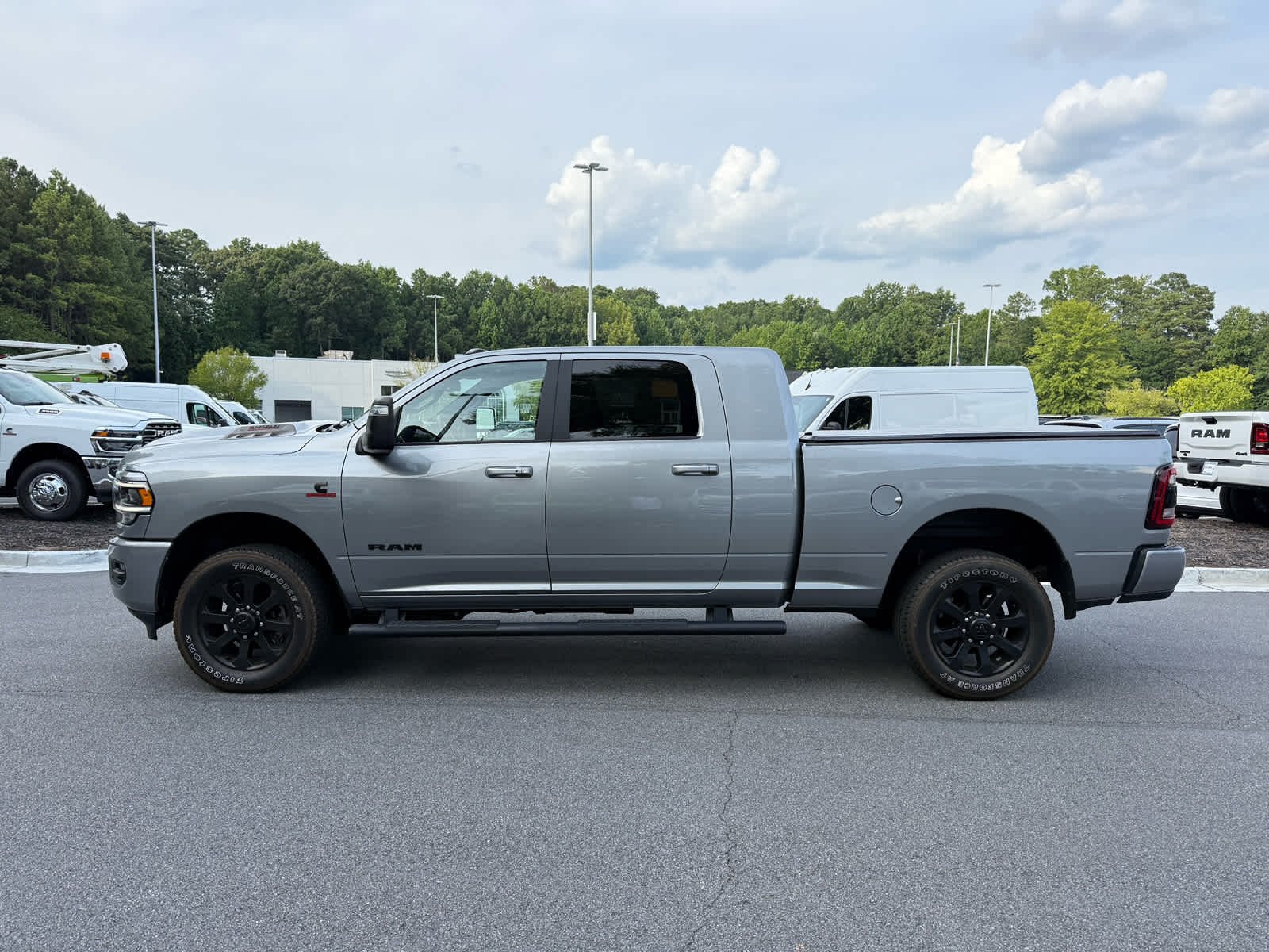 ram ram 3500 pickup 2024 3C63R3ML4RG123504 image ram ram 3500 pickup 2024 3C63R3ML4RG123504 image